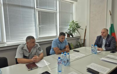 Областният управител на Стара Загора свика заседание на Областната епизоотична комисия / Новини от Казанлък