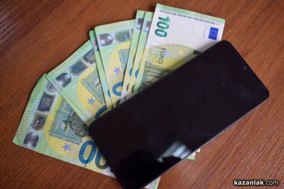 Задигнаха три телефона и 200 евро от ресторант в Казанлък / Новини от Казанлък