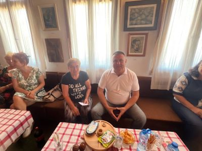 Кметът на Павел баня посети пенсионерския клуб в село Тъжа / Новини от Казанлък