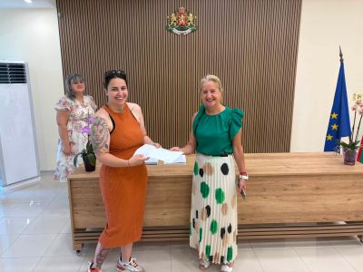 Ново начало за 36 казанлъшки семейства с подкрепата на Община Казанлък 