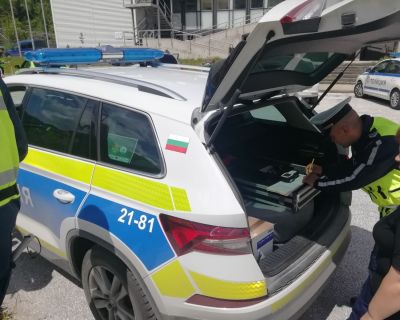 Спипаха водач в Казанлъшко, седнал зад волана на “БМВ“ дрогиран / Новини от Казанлък