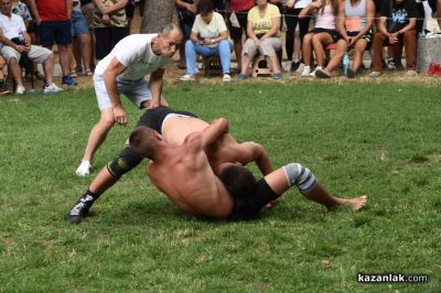 Овощник събра около 50 борци в зрелищна спортна надпревара
