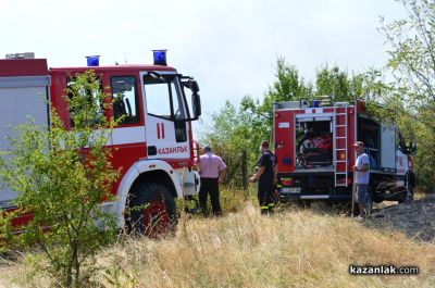 Пожар изгори 300 декара край Зимница / Новини от Казанлък