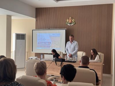 Проведе се обществено обсъждане на проекта на бюджет 2026 на Община Казанлък / Новини от Казанлък