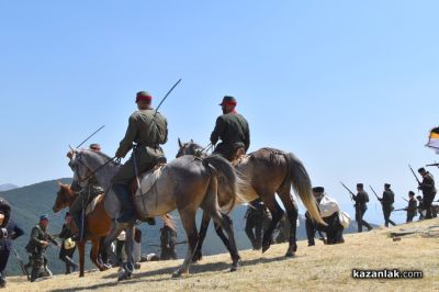 Хиляди българи почетоха 149-тата годишнина от Шипченската епопея