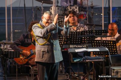 Васил Петров и „Rock Swings“ поставиха впечатляващ финал на музикалните вечери край язовир „Копринка“