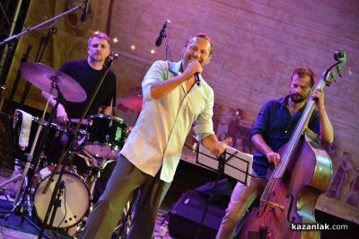 Орлин Павлов постави бляскав финал на JAZZ ART в Казанлък  / Новини от Казанлък