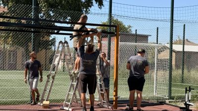 С ново спортно съоръжение и учебни пособия подкрепят децата в Тулово / Новини от Казанлък