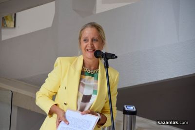 Община Казанлък с жест на благодарност към хората на образованието