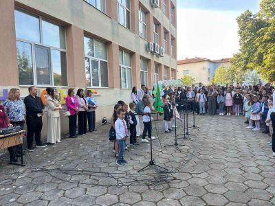 Новата учебна година започна в община Павел баня 