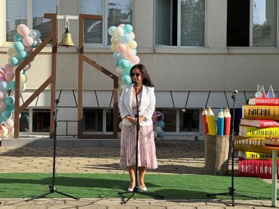 ОУ “Св. Паисий Хилендарски“ тържествено откри новата учебна година