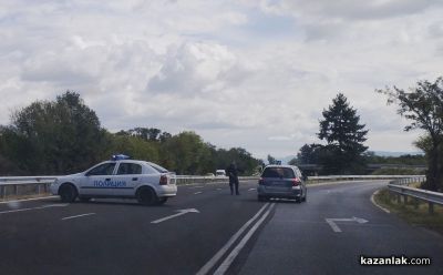 Временно е ограничено движението по пътя Казанлък - Тулово  / Новини от Казанлък