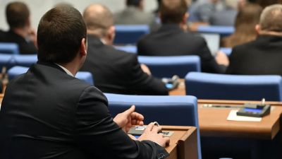 Нормативен хаос и икономически капан: Защо новите промени в Закона за хазарта са опасни и недомислени / Новини от Казанлък