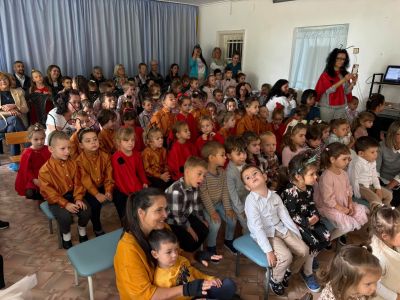 17 ДГ „Славейче“ посрещна новата учебна година с пъстър празник 