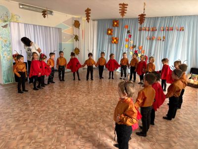 17 ДГ „Славейче“ посрещна новата учебна година с пъстър празник 