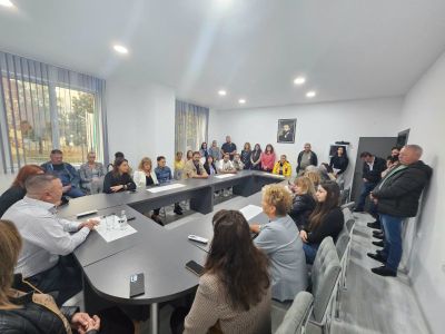 Кметът на Павел баня поздрави общинските служителите по случай 12 октомври