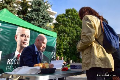Петър Волгин се срещна със симпатизанти на „Възраждане“ в Казанлък