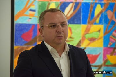Народни представители дискутираха по важни теми в Казанлък  