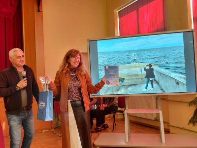 Хаджиеновци отбелязаха Дните на „Еразъм+“ с фотоконкурс, изложба, дискусия и ученически подкаст