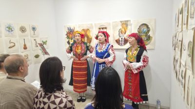 Художникът Петър Бояджиев представи в Токио първа си самостоятелна изложба „Алегории“ 