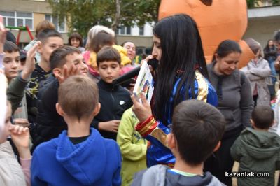Детски усмивки изпълниха новооткритата площадка в кв. “Васил Левски“