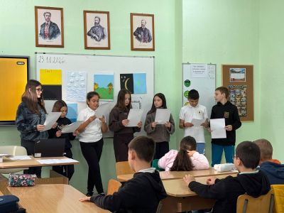 Петокласниците от ОУ „Св. Паисий Хилендарски“ в Казанлък представиха дните на Сътворението чрез слово и изкуство