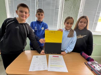 Петокласниците от ОУ „Св. Паисий Хилендарски“ в Казанлък представиха дните на Сътворението чрез слово и изкуство