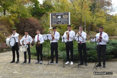 Казанлък откри първата в България Алея на местните будители - 23 личности оживяват в сърцето на Тюлбето