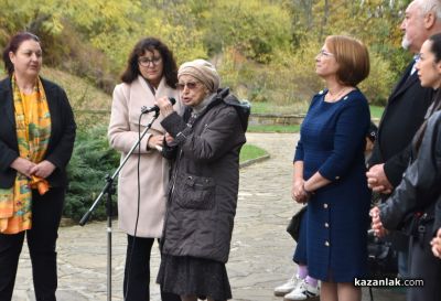Казанлък откри първата в България Алея на местните будители - 23 личности оживяват в сърцето на Тюлбето
