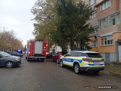 Пожар избухна в жилищен блок в Казанлък / Новини от Казанлък