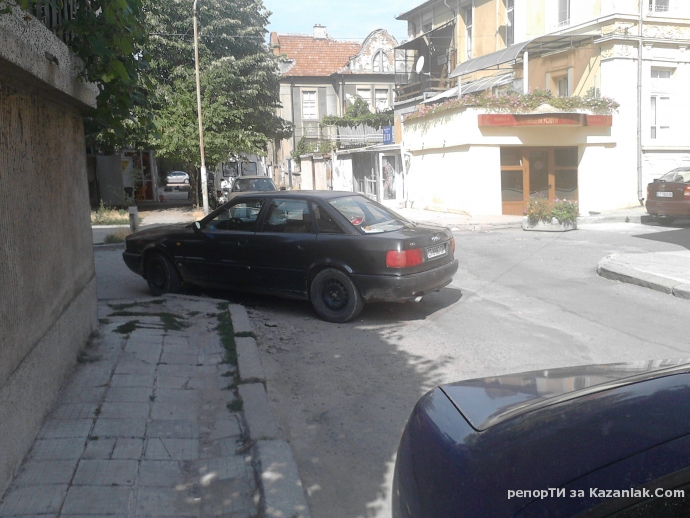 Паркирал като олигофрен 2