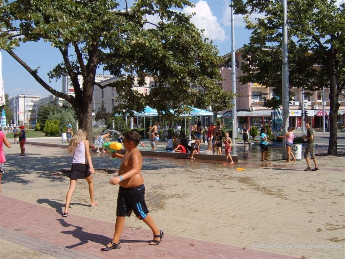 Водни войни в Казанлък