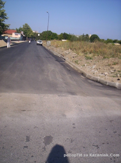 Акцията по асфалтиране в Казанлък пропуска важни дупки