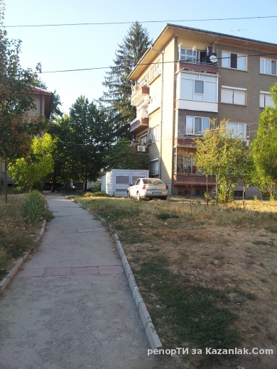 Гаражите - нека са законни