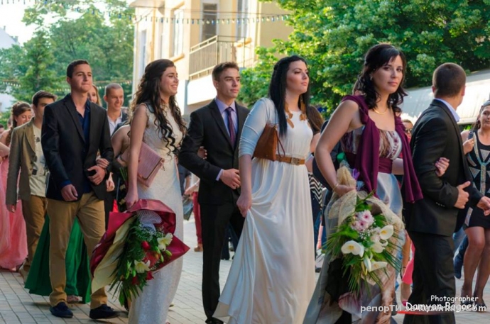 Снимки на абитуриентите