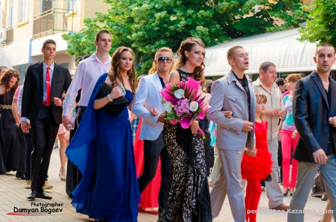 Снимки на абитуриентите