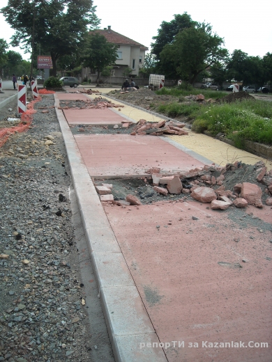 Новата велоалея на улица Капрони