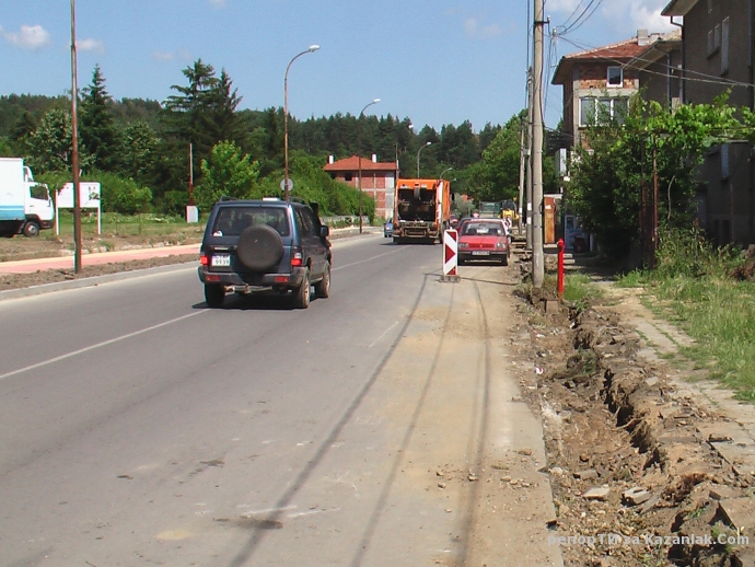 Траншея по продължение на ул. ”Капрони”