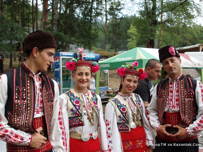 Снимки от Празника на малините и меда