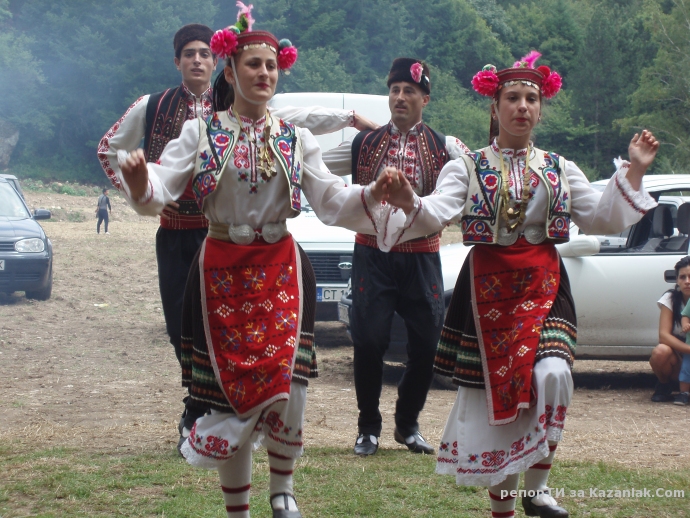 Снимки от Празника на малините и меда