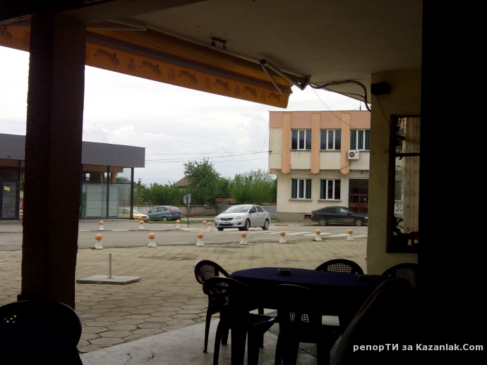 Паркирал като Румънски тираджия