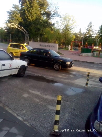 Пешеходна пътека или поляната на село ?