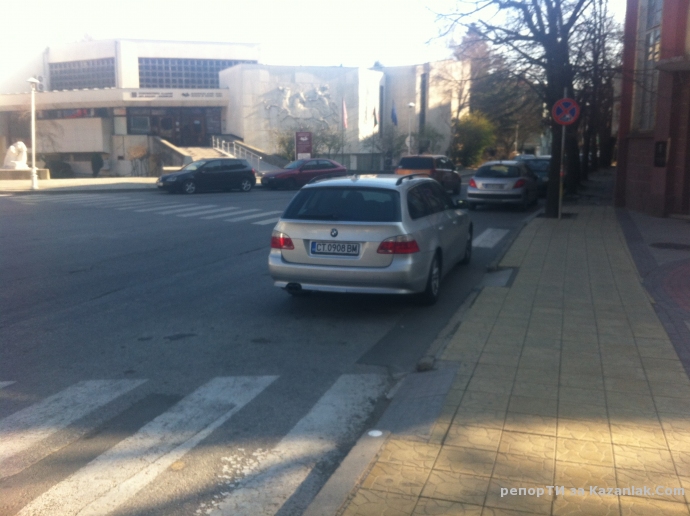 Простотията, наглостта и селяндурщината нямат край