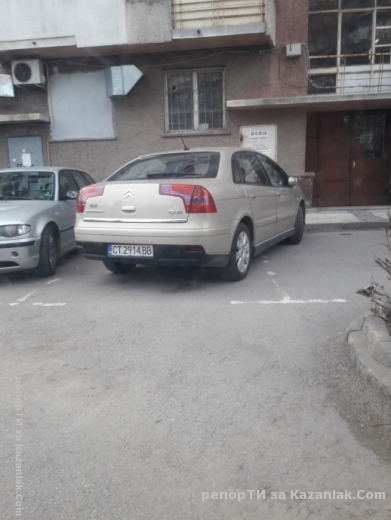 Паркирал като идиот