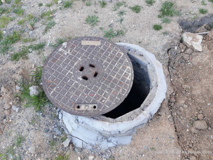 Пространството между блоковете 19 и 22 в квартал Изток