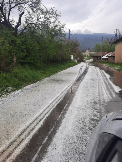 Градушка и порой в с. Тъжа