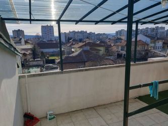 Двустаен апартамент в широк център посока Кв.Запад