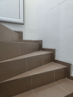 Отдава под наем помещение до парк ”Розариум”