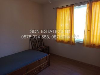 Продава тристаен апартамент до магазин Билла