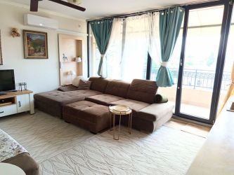 Продава се напълно обзаведен апартамент с една спалня в идеалния център на Казанлък – отлична инвестиция